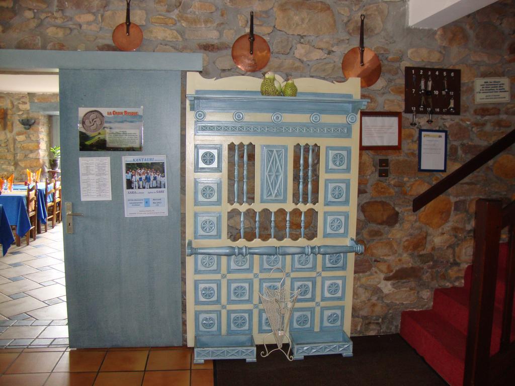 Hotel Pikassaria サール エクステリア 写真
